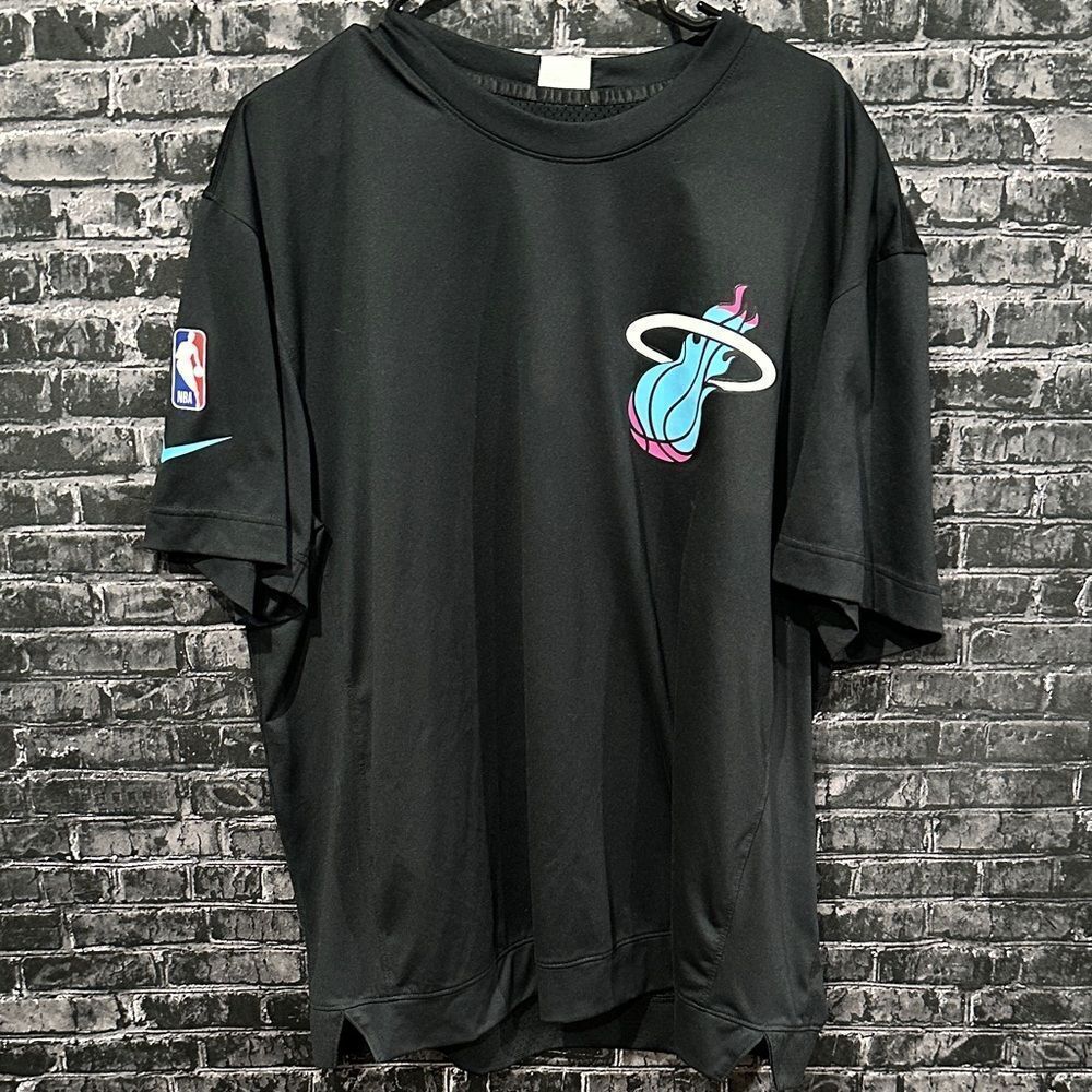 Nike Miami Heat City Vice Edition Shooting Performance Dri-Fit T-shirt!